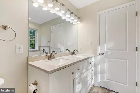 907 Boundary Ave, Pasadena, MD 21122 photo 57