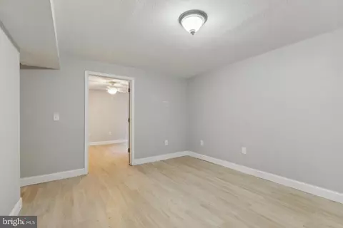 907 Boundary Ave, Pasadena, MD 21122 photo 22