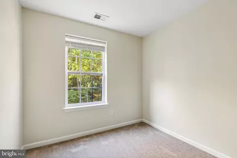907 Boundary Ave, Pasadena, MD 21122 photo 50