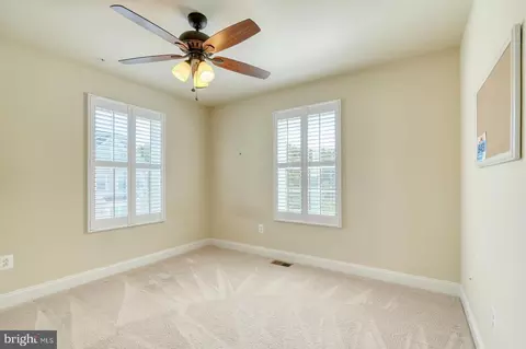 8358 Daydream Cres, Pasadena, MD 21122 photo 32