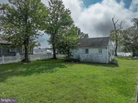 2017 Poplar Ridge Rd, Pasadena, MD 21122 photo 23
