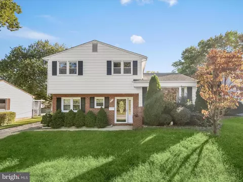 413 N Hammonds Ferry Rd N, Linthicum Heights, MD 21090