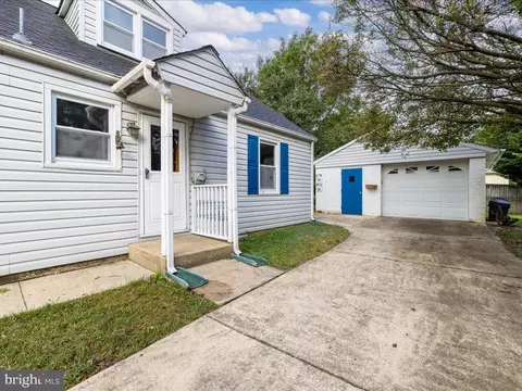 32 Governors Gate Ln, Linthicum Heights, MD 21090