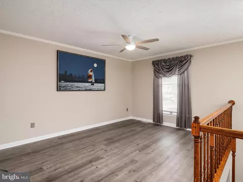 7701 Lake Cir, Pasadena, MD 21122 photo 6