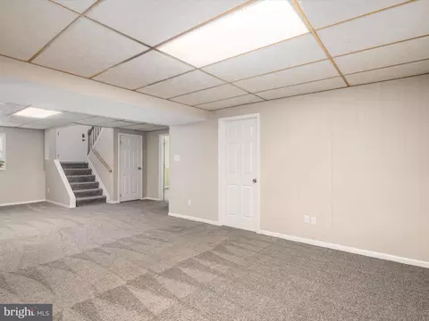 7701 Lake Cir, Pasadena, MD 21122 photo 22