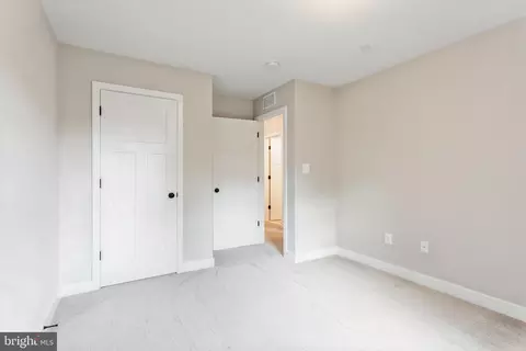 699 208th St, Pasadena, MD 21122 photo 28