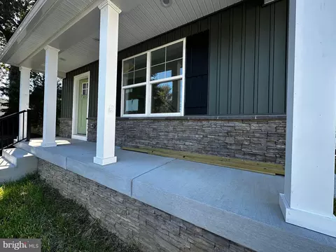 699 208th St, Pasadena, MD 21122 photo 3