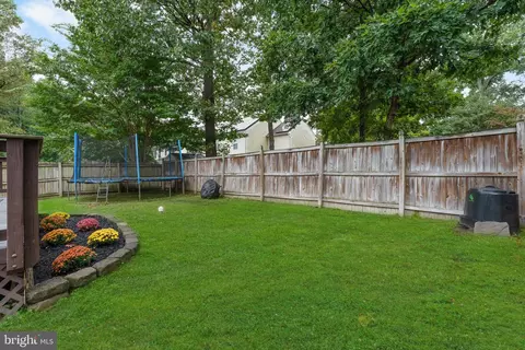 Exterior - 654 211th St, Pasadena, MD 21122 photo 8 of 11