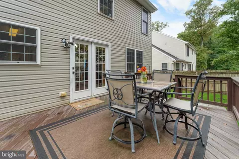 Exterior - 654 211th St, Pasadena, MD 21122 photo 5 of 11