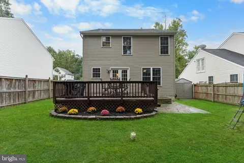 Exterior - 654 211th St, Pasadena, MD 21122 photo 4 of 11