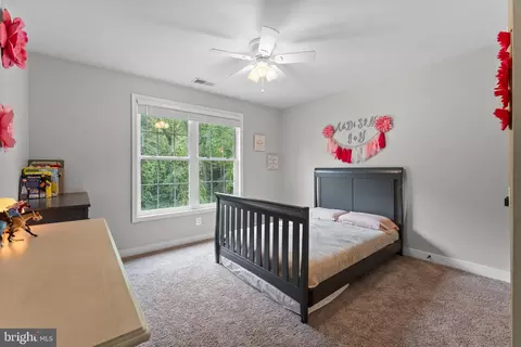 Bedroom - 654 211th St, Pasadena, MD 21122 photo 3 of 5