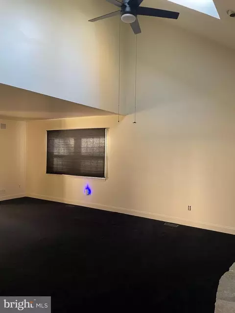 110 Dales Way Dr, Pasadena, MD 21122 photo 10