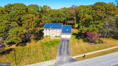 110 Dales Way Dr, Pasadena, MD 21122 photo 3