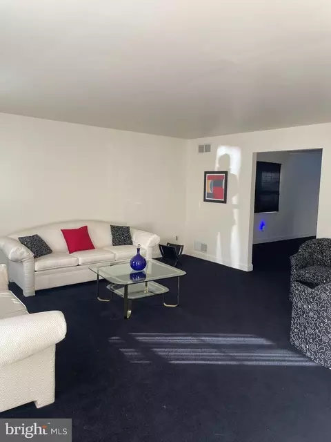 110 Dales Way Dr, Pasadena, MD 21122 photo 17