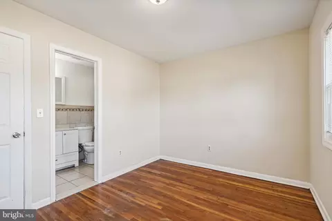 Bedroom - 1786 A Belle Dr, Annapolis, MD 21401 photo 2 of 5