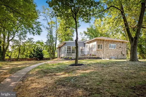 532 Koch Rd, Linthicum Heights, MD 21090