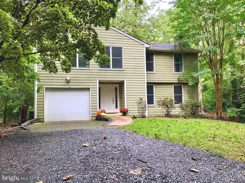 850 Arundel Dr, Arnold, MD 21012