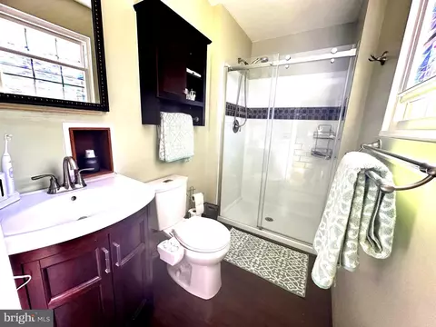7910 Kings Bench Pl, Pasadena, MD 21122 photo 13