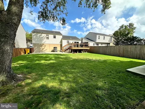7910 Kings Bench Pl, Pasadena, MD 21122 photo 29