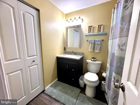 7910 Kings Bench Pl, Pasadena, MD 21122 photo 17