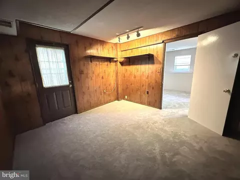 7910 Kings Bench Pl, Pasadena, MD 21122 photo 22