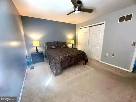 7910 Kings Bench Pl, Pasadena, MD 21122 photo 12