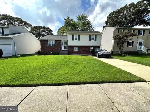 7910 Kings Bench Pl, Pasadena, MD 21122 photo 32