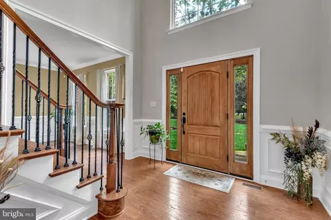 Entry Way - 8345 Forest Glen Dr, Pasadena, MD 21122 photo 1 of 13