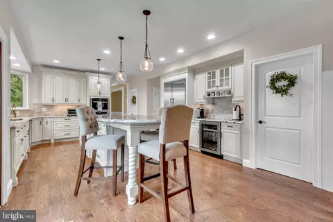 Kitchen - 8345 Forest Glen Dr, Pasadena, MD 21122 photo 3 of 9