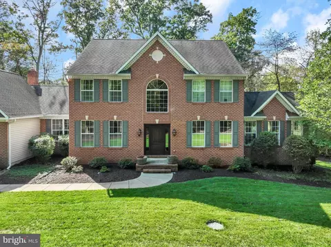 Exterior - 8345 Forest Glen Dr, Pasadena, MD 21122 photo 4 of 18