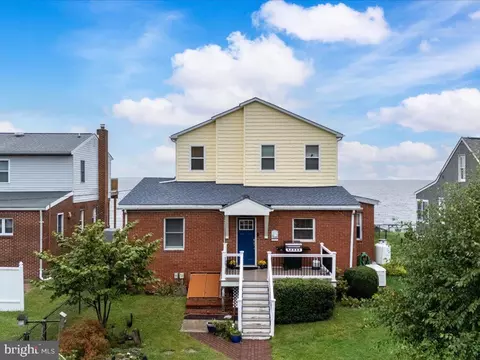 2168 Lake Dr, Pasadena, MD 21122 photo 9