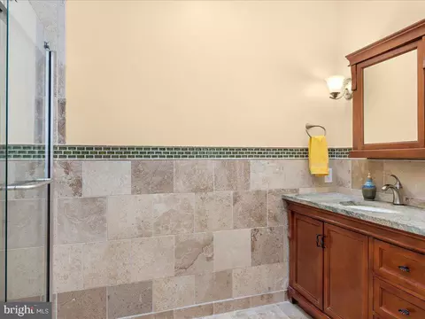 2168 Lake Dr, Pasadena, MD 21122 photo 37