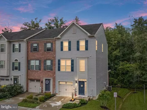 7902 Moss Brook Ct, Glen Burnie, MD 21060