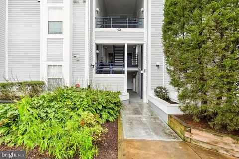 608 Rolling Hill Walk #202, Odenton, MD 21113