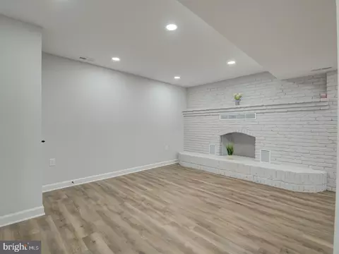 Living - 8023 Cuba Dr, Pasadena, MD 21122 photo 4 of 5
