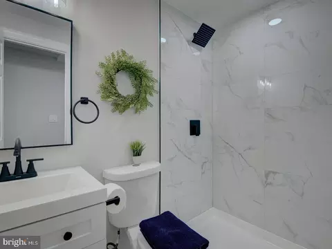 Bath - 8023 Cuba Dr, Pasadena, MD 21122 photo 3 of 4