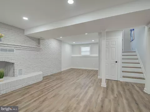 Living - 8023 Cuba Dr, Pasadena, MD 21122 photo 3 of 5