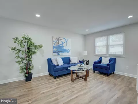 Living - 8023 Cuba Dr, Pasadena, MD 21122 photo 1 of 5