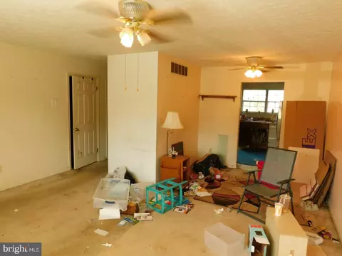 7728 Moonfall Ct, Pasadena, MD 21122 photo 5