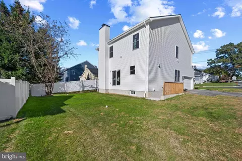 696 207th St, Pasadena, MD 21122 photo 38