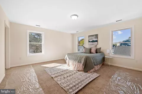 696 207th St, Pasadena, MD 21122 photo 32