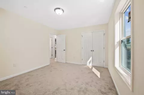 696 207th St, Pasadena, MD 21122 photo 24
