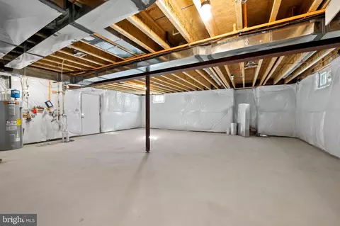 696 207th St, Pasadena, MD 21122 photo 33