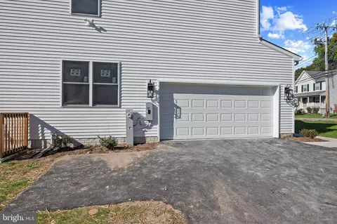 696 207th St, Pasadena, MD 21122 photo 35