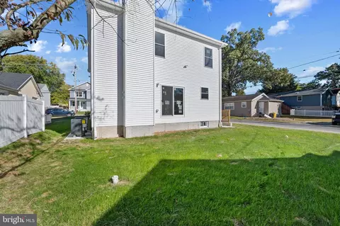 696 207th St, Pasadena, MD 21122 photo 37