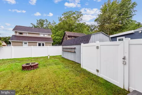 Exterior - 1187 Pine Ave, Shady Side, MD 20764 photo 10 of 20