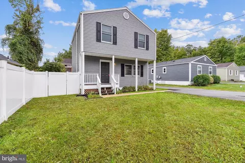 Exterior - 1187 Pine Ave, Shady Side, MD 20764 photo 3 of 20