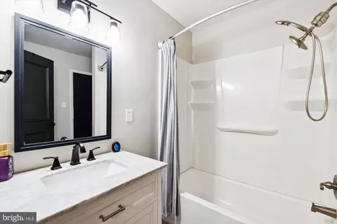 Bath - 1187 Pine Ave, Shady Side, MD 20764 photo 1 of 1