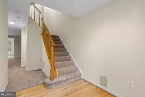 Entry Way - 1107 Arrowleaf Ct, Crofton, MD 21114 photo 2 of 4