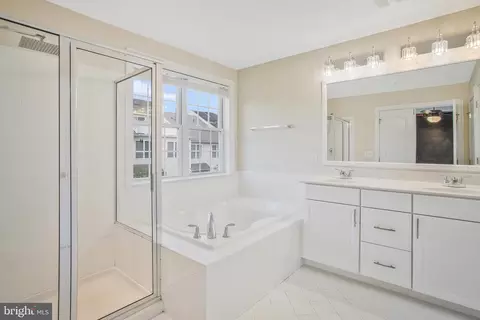 Bath - 7691 Elmcrest Rd, Hanover, MD 21076 photo 1 of 2
